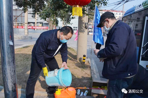 關(guān)鍵時(shí)刻，黨員挺身而出